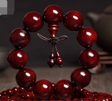 小叶紫檀佛珠专卖店靠谱吗?揭开造假内幕!