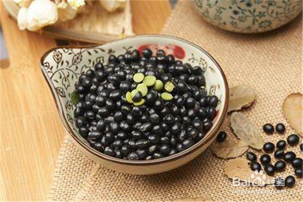 黑豆都有哪些营养,对人体都有哪些益处