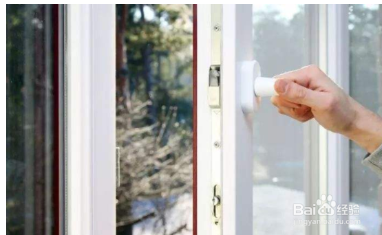 梅雨季节如何防潮