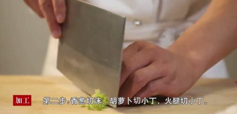 如何炒美味的蛋炒饭？