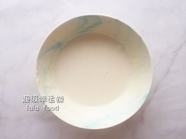 芒果椰香千层糕