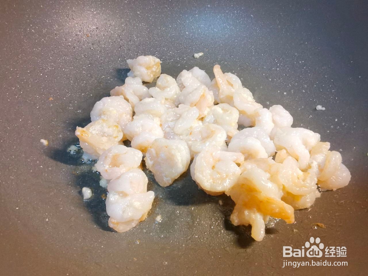 芦笋炒虾仁的做法