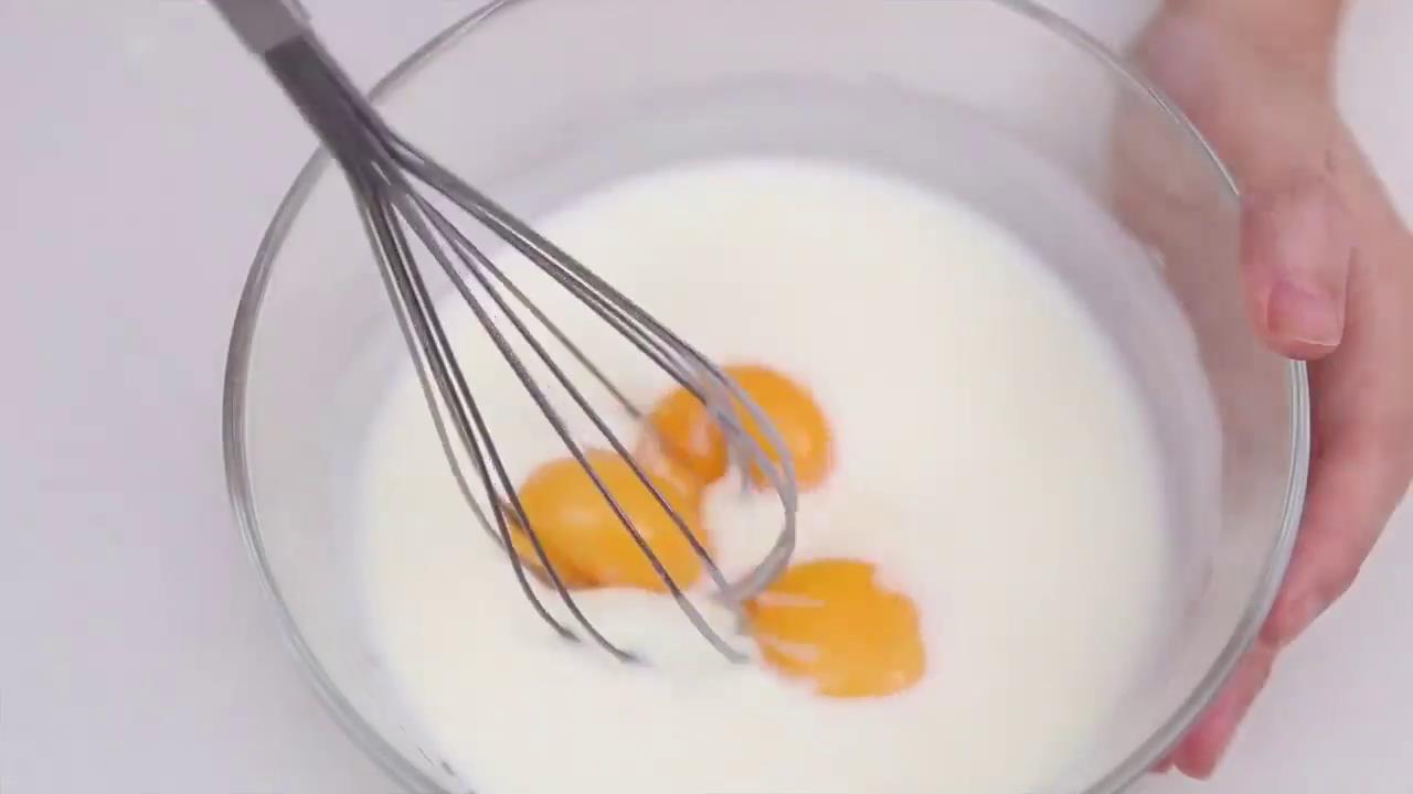 斑马纹酸奶蛋糕怎么做