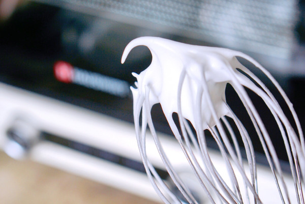 火腿香葱肉松蛋糕卷