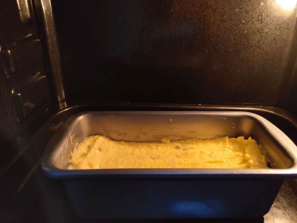 杏干椰蓉磅蛋糕