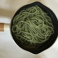 制作牛肉酱拌面