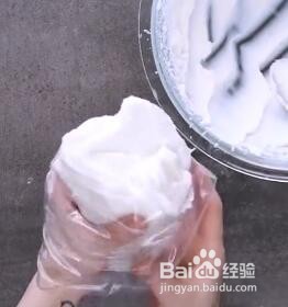 如何制作雪顶咖啡蜡烛？