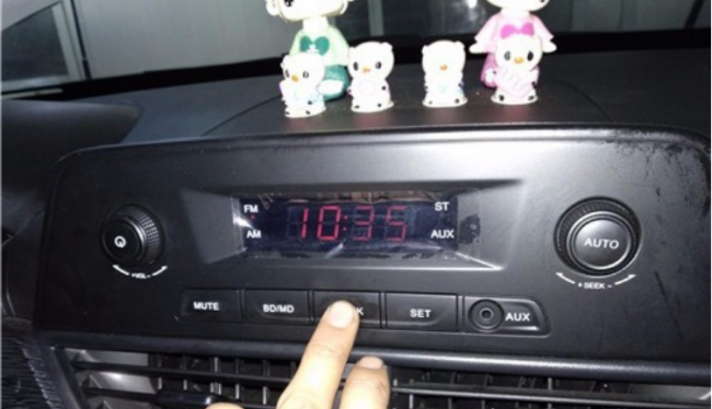 东风风行cd机怎么调时间