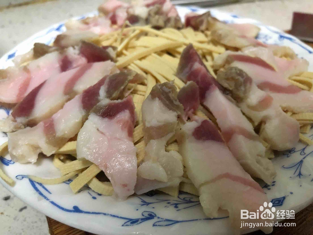 咸肉香肠蒸干丝的步骤