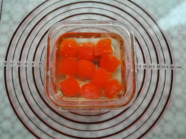 红豆沙蛋黄月饼