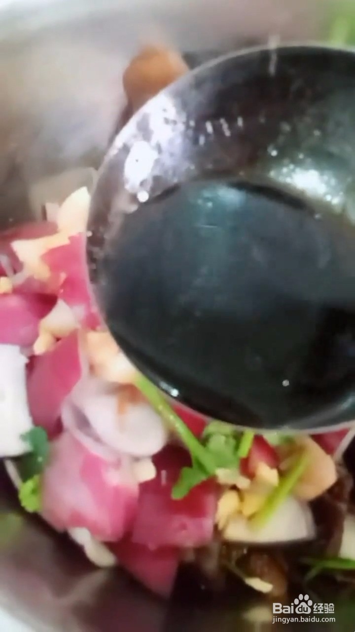如何自制美味好吃的凉拌黑木耳