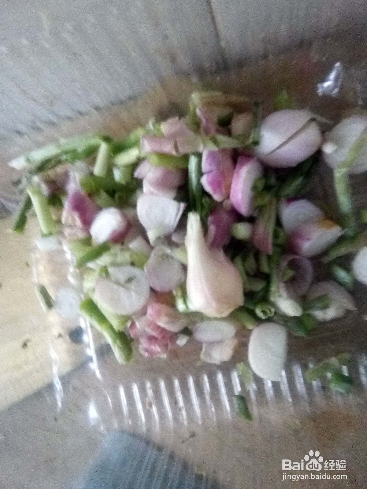 家常蒜头葱豆角炖土豆