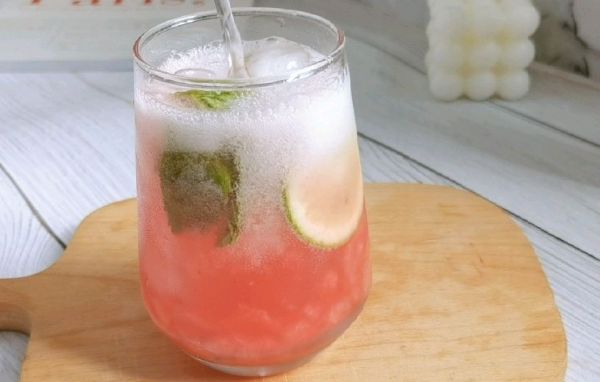 乳酸菌西瓜气泡水