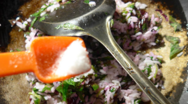 红苋菜炒饭如何制作