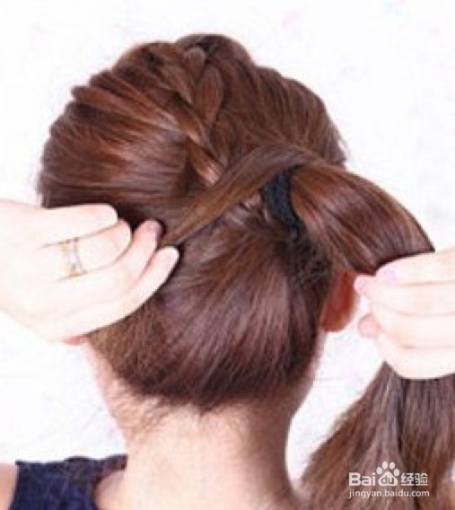 一分钟学会OL造型简单干练