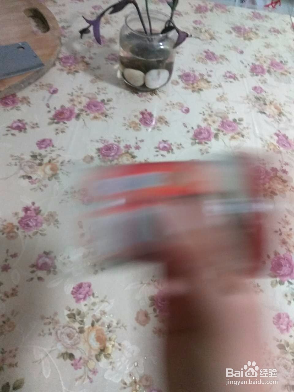 如何快速、省力清洗油污的玻璃瓶