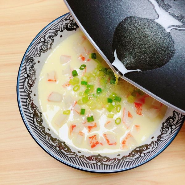 豆浆蟹柳蒸水蛋