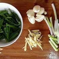 戈雅鱼炖豆腐的做法