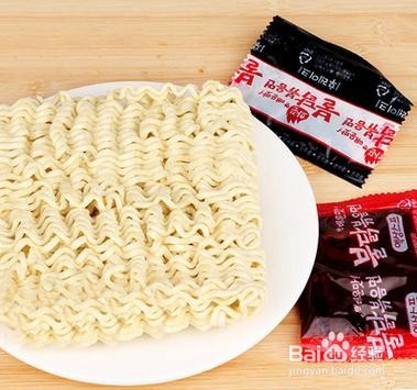 韩国三养火鸡面怎么吃,怎样辨别真假