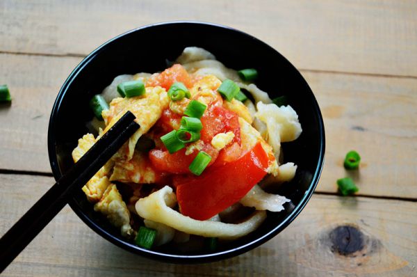 鸡蛋西红柿扯面