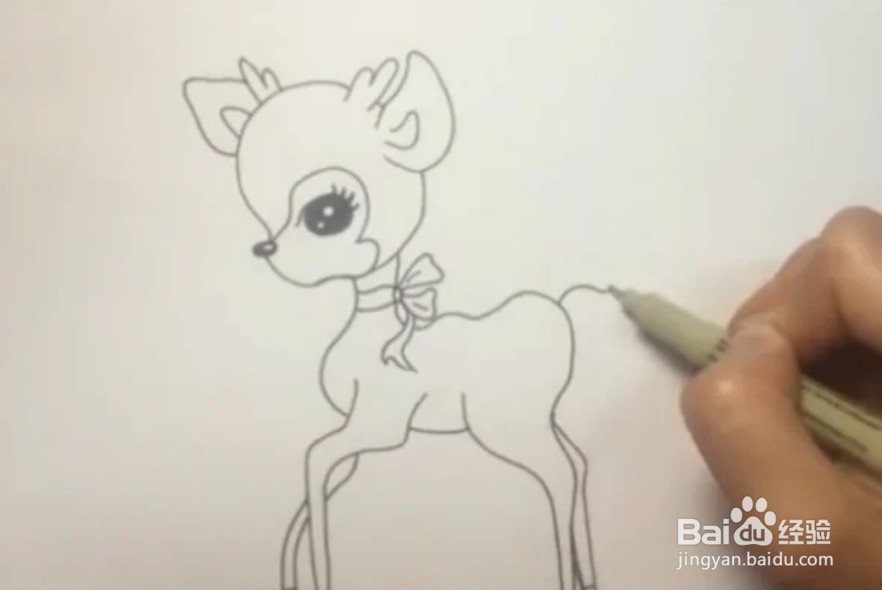 小鹿怎么画仙气