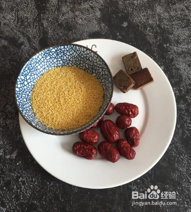 红枣小米粥的做法