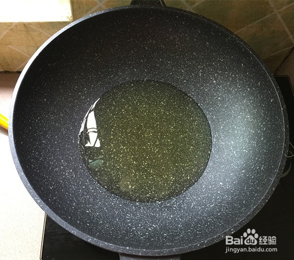 酥炸银鱼的步骤