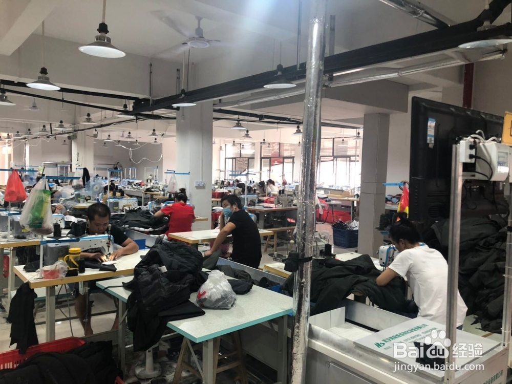 今年怎样开一个服装制衣厂？