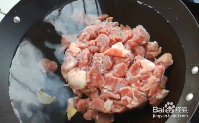 家常菜土豆炖牛肉怎么做