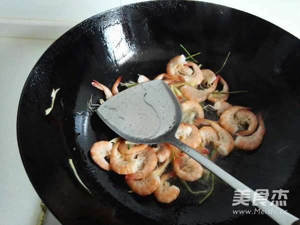 红烧基围虾的做法