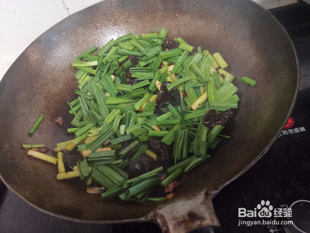 猪肉炒蒜苗木耳