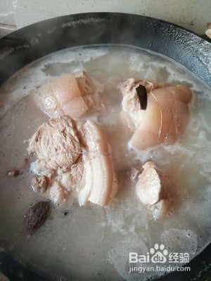 对夹中的熏肉怎么做