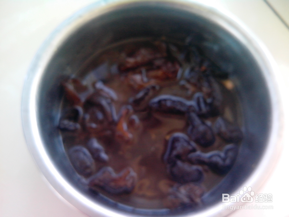 白菜木耳炒肉片的做法—家常白菜木耳炒肉片