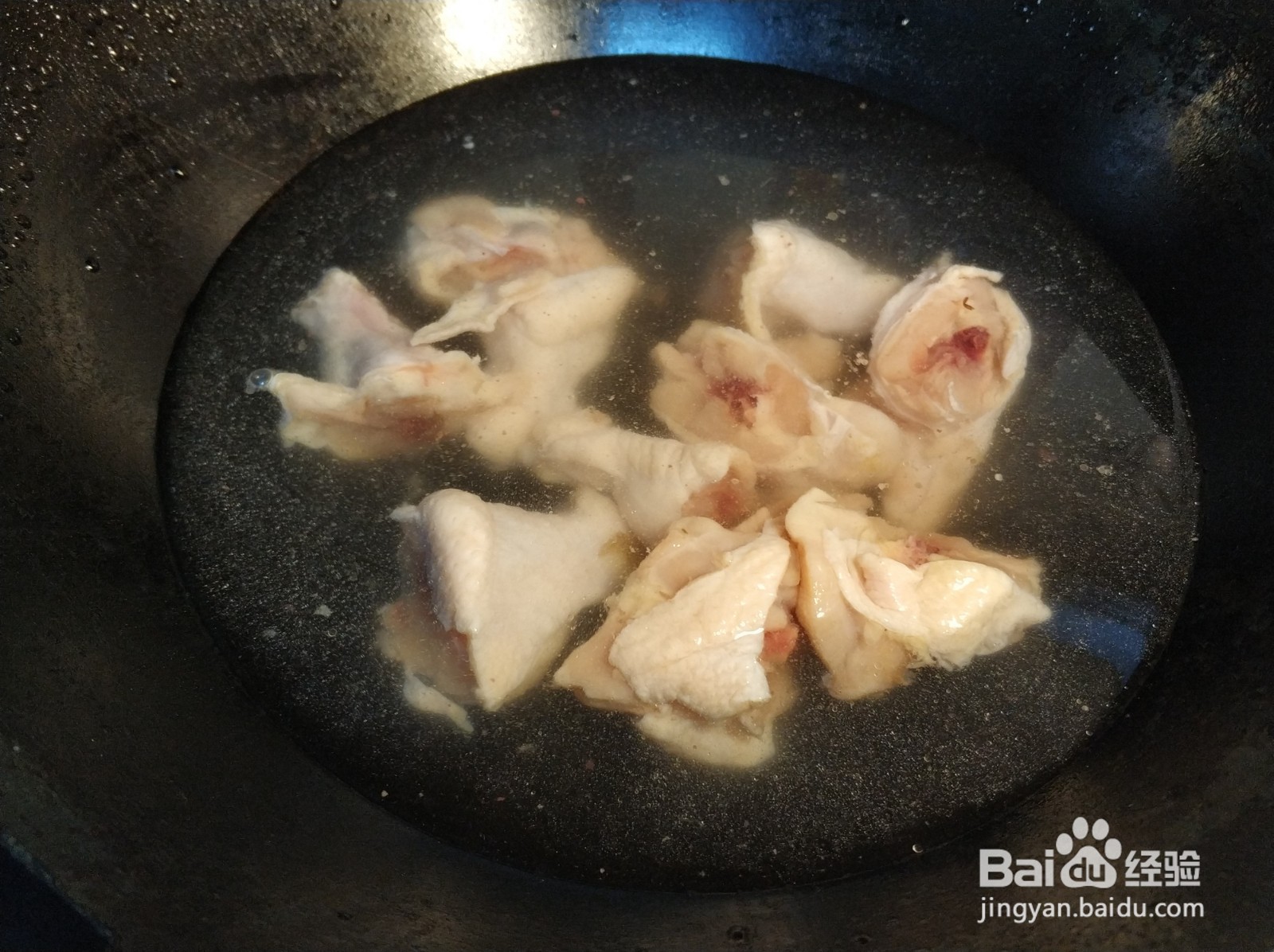 翅根炖土豆怎么做