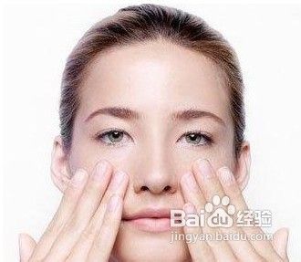 卸妆乳怎么用让脸部变干净