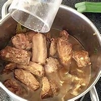 如何制作美味的红烧排骨