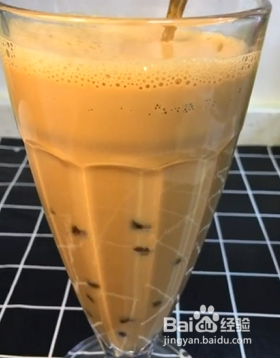 如何自己熬制好喝的奶茶？