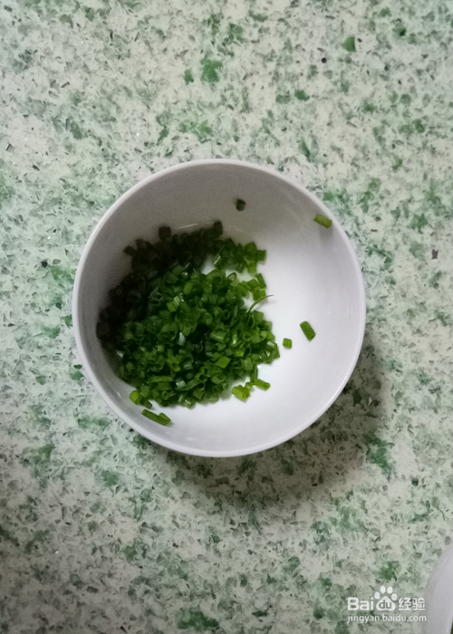 如何简单做青椒炒茄片