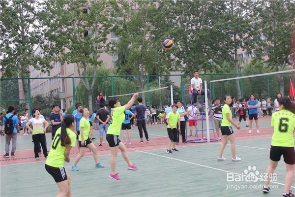 排球的玩法以及练习技巧