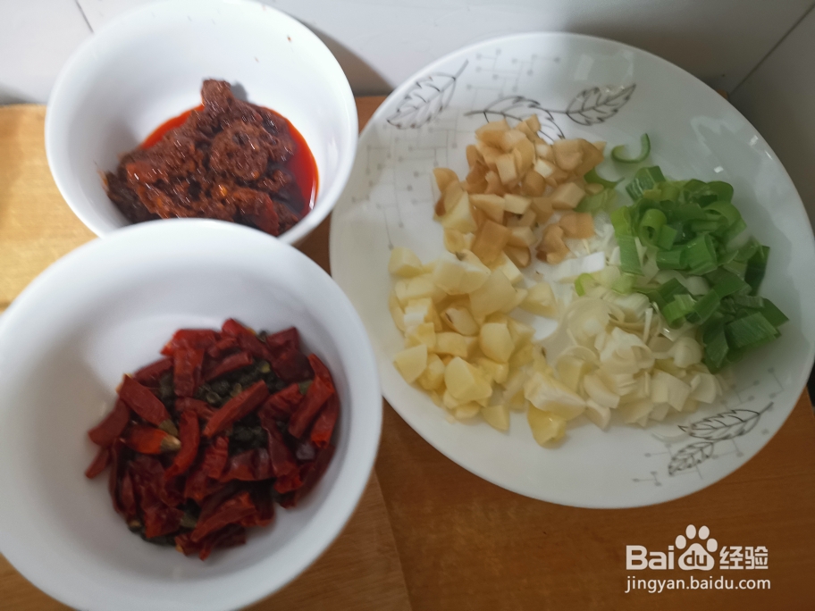 星期美食--第一次做也很好吃的牛蛙怎么