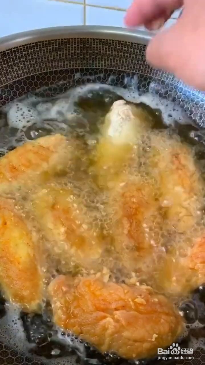 如何制作炸鸡翅