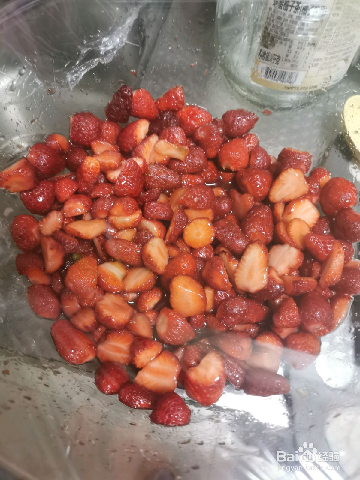 酸甜可口的草莓酱的做法