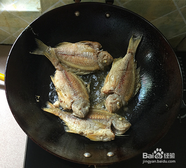 酱烧海立鱼的制作方法