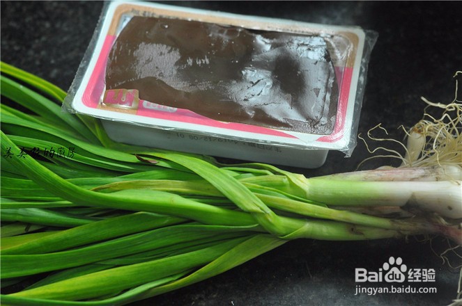 蒜香鸭血怎么做