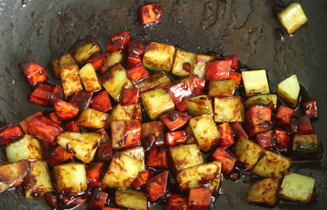 家庭版酱爆鸡丁