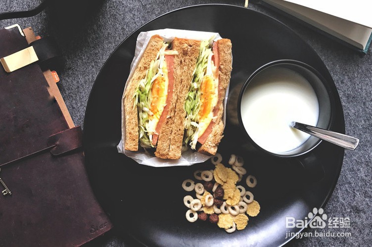 卷心菜三明治怎么做