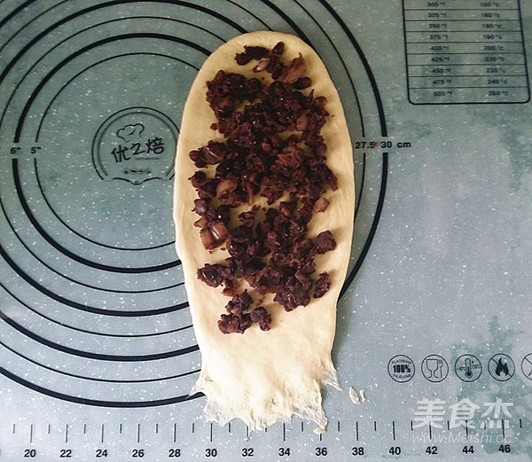 红豆莲子大面包