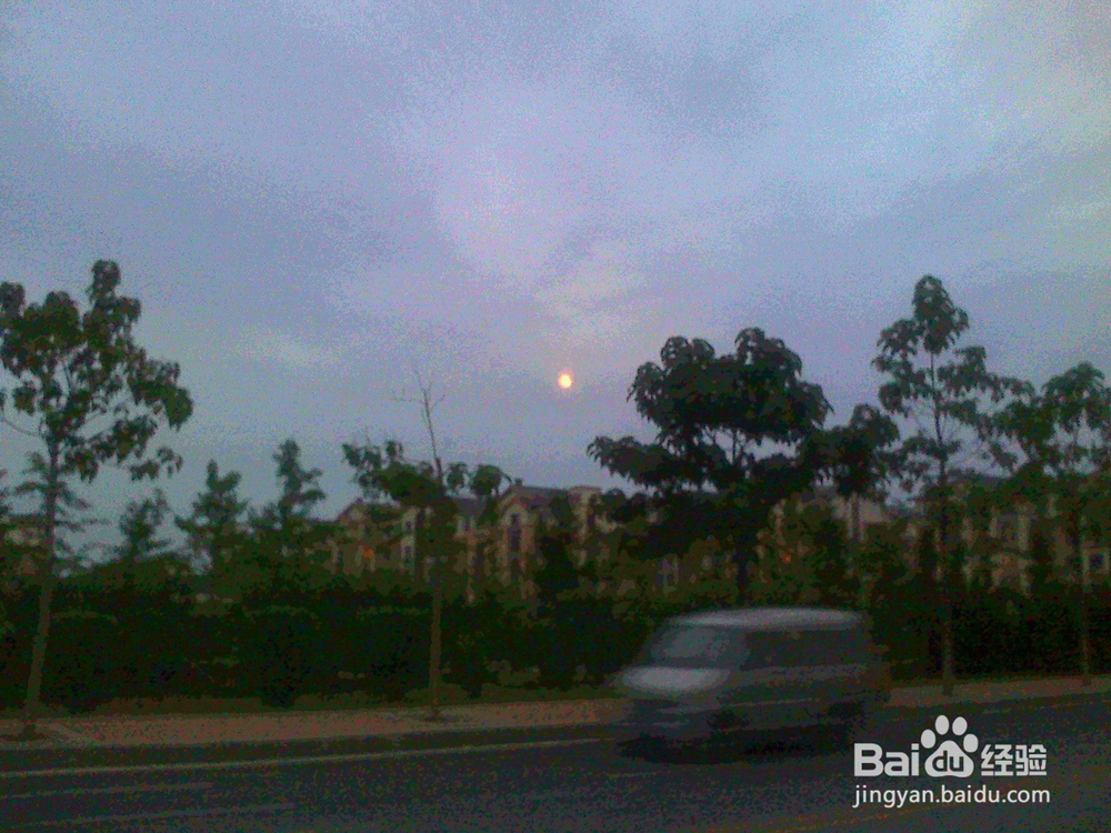 #智能#老年人怎样阴天傍晚瞬间拍乌云中月亮画面