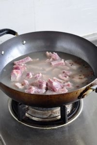 红烧排骨怎么做好吃？