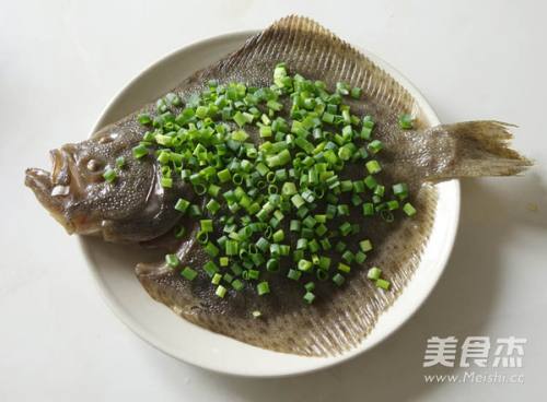 蔥香多寶魚的做法